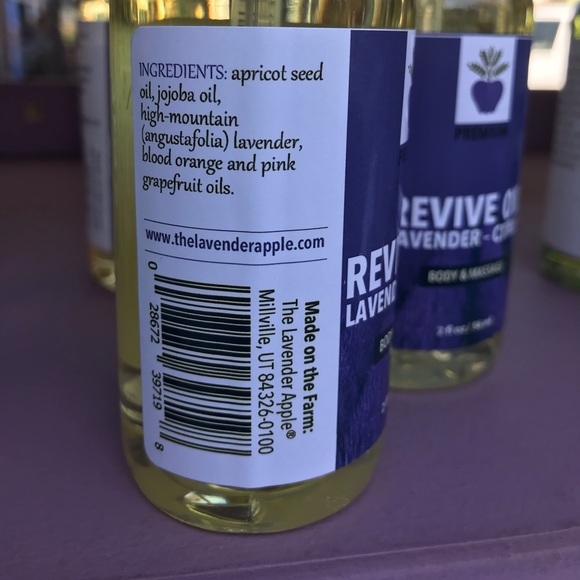 Revive Massage oil Lavender Citrus - Picture 3 of 3